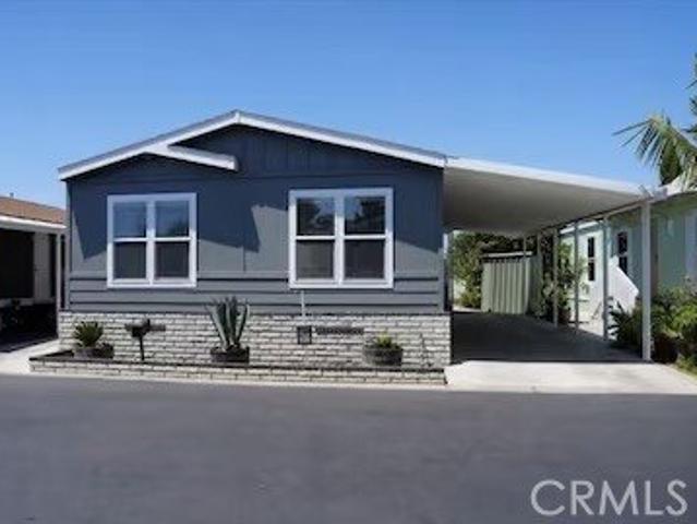 House for sale in Santa Ana, California