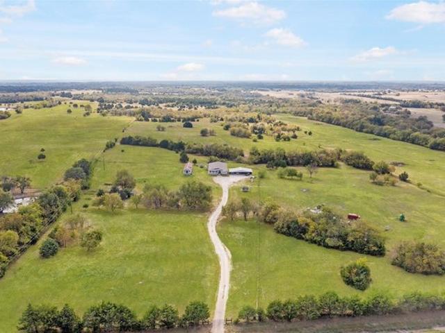 House for sale in Hunt, Texas
