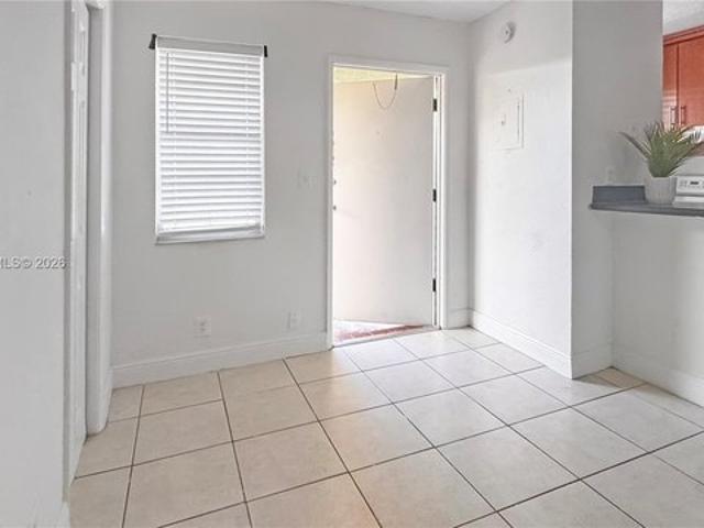 Condo for sale in Oakland Park, Florida