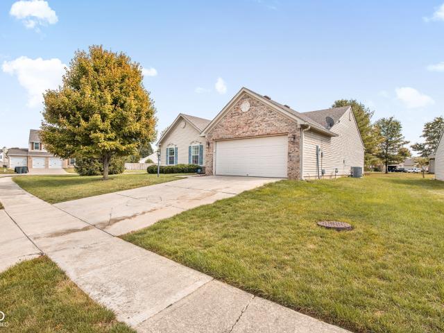 House for sale in New Palestine, Indiana