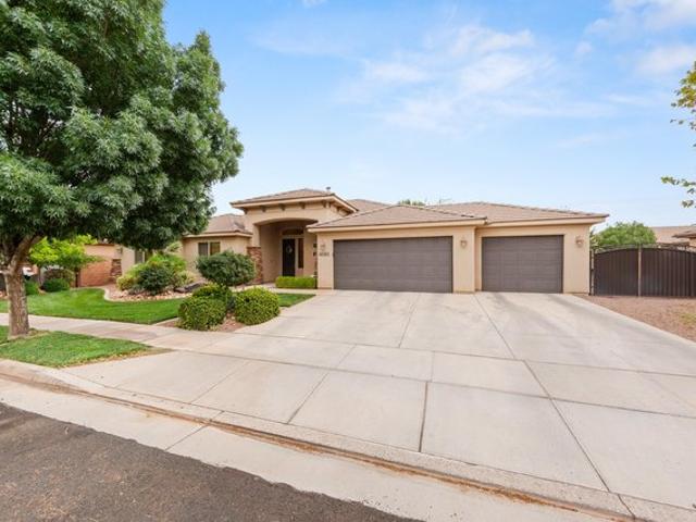 House for sale in Washington, Utah