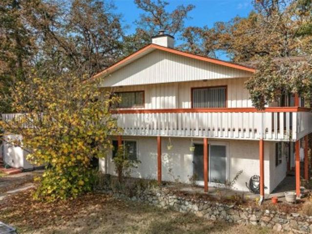 House for sale in North Quadra, Saanich