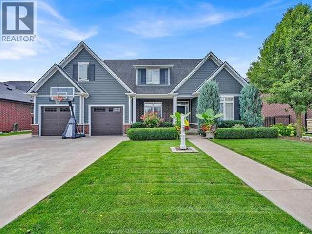 House for sale in Ontario