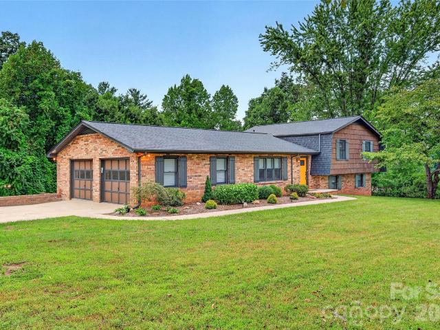 House for sale in Hudson, North Carolina