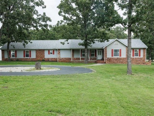 House for sale in Bolivar, Missouri