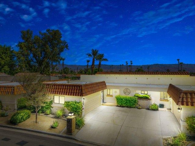 Condo for sale in Palm Desert, California