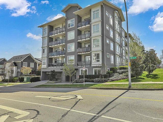 Condo for sale in Surrey, British Columbia