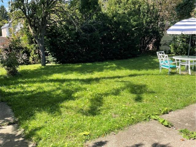 House for sale in City of Niagara Falls, Niagara County