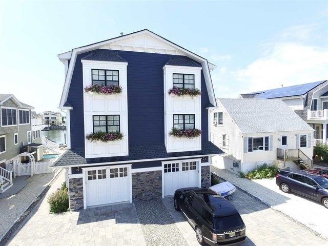 Townhouse for sale in Avalon, New Jersey