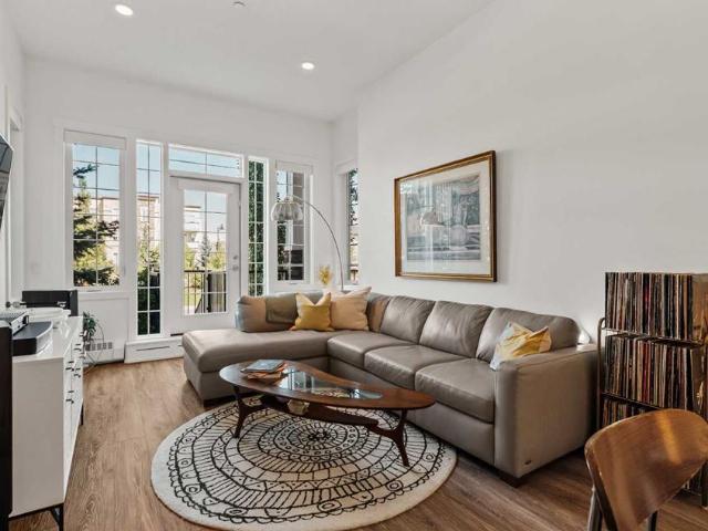 Apartment for sale in Northwest, Alberta