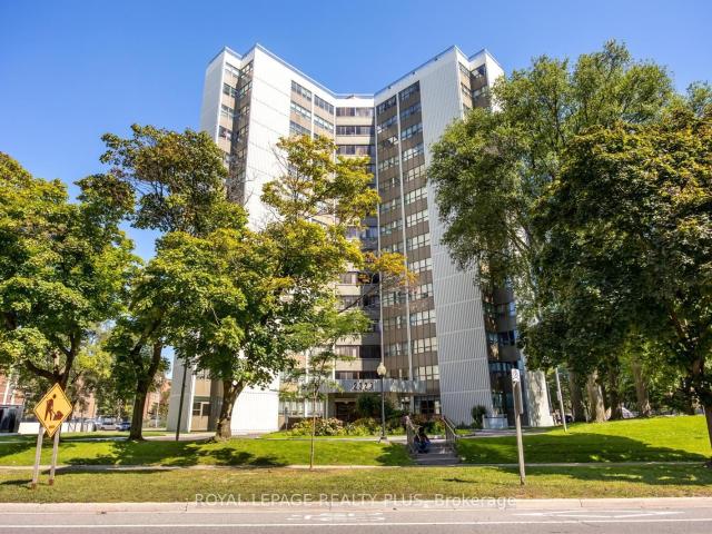 Condo for sale in Woburn, Ontario