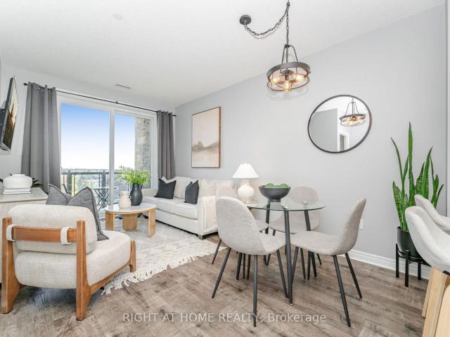Condo for sale in Toronto, Golden Horseshoe