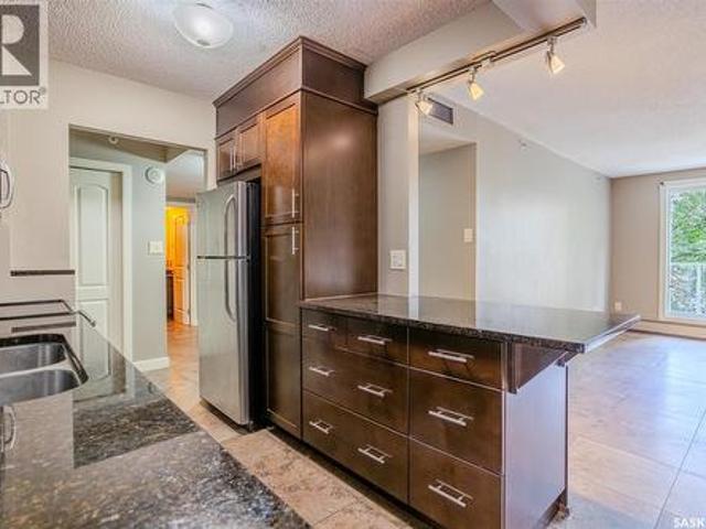 Condo for sale in Central Business District, Saskatoon