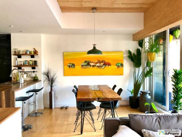 Apartment for rent in Centreville, Québec