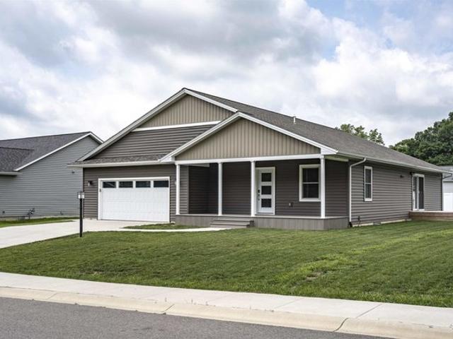 House for sale in Pierceton, Indiana