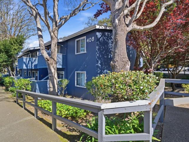 Condo for sale in San Mateo, California