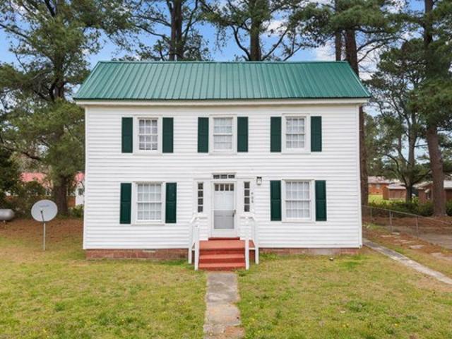 House for sale in Roper, North Carolina