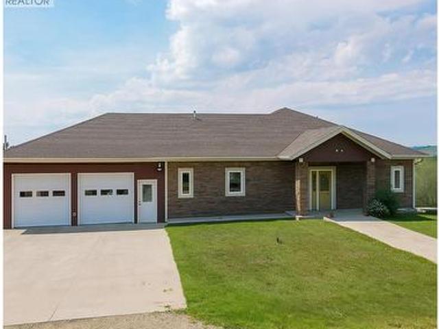 House for sale in Tomslake, British Columbia