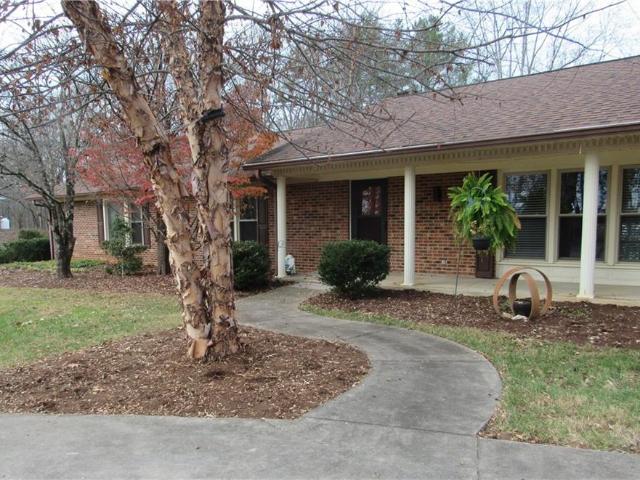 House for sale in Millers Creek, North Carolina