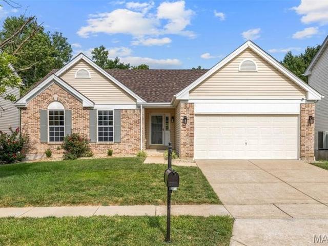 House for sale in Maryland Heights, Missouri