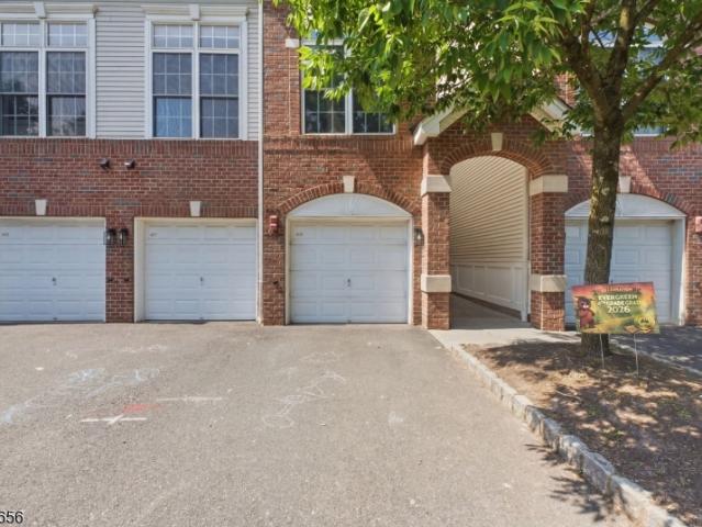 Townhouse for sale in Scotch Plains, New Jersey