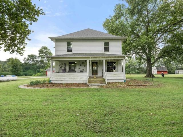 House for sale in Peru, Iowa