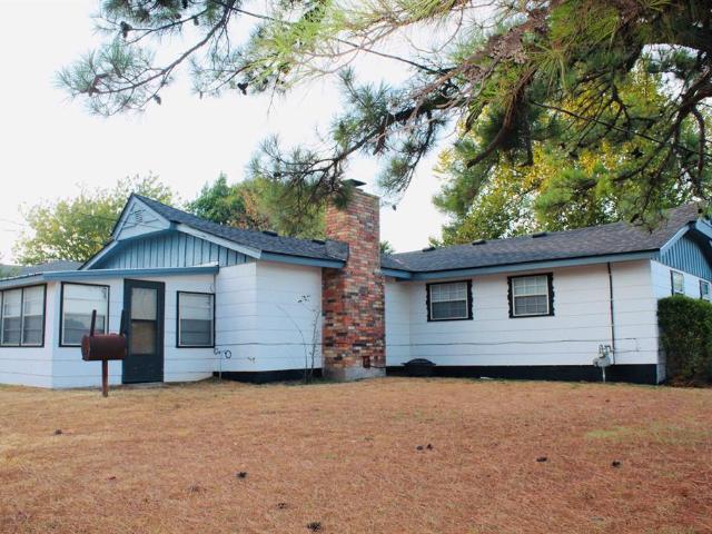 House for sale in Rush Springs, Oklahoma