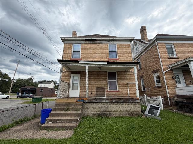 House for sale in Coraopolis, Pennsylvania