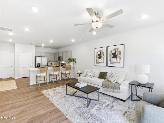 Townhouse for sale in Holly Ridge, North Carolina