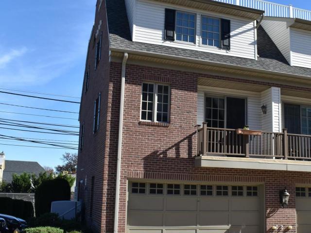 House for rent in Audubon