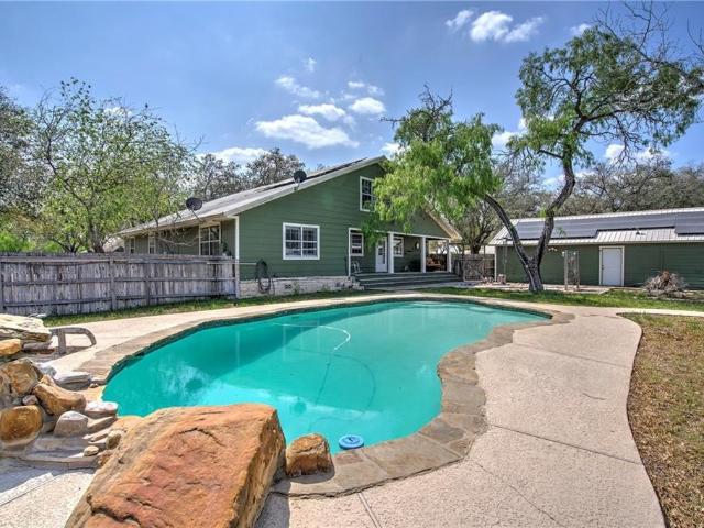 House for sale in Orange Grove, Texas