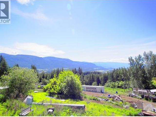 House for sale in Grindrod, British Columbia