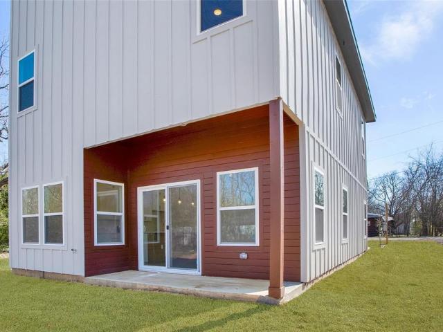 House for sale in Leonard