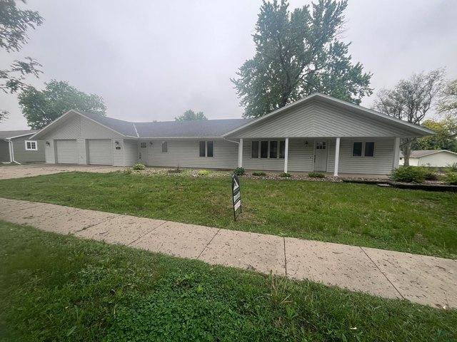 House for sale in Boyden, Iowa