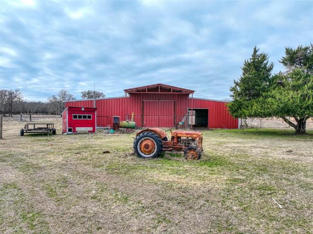House for sale in Blum, Texas