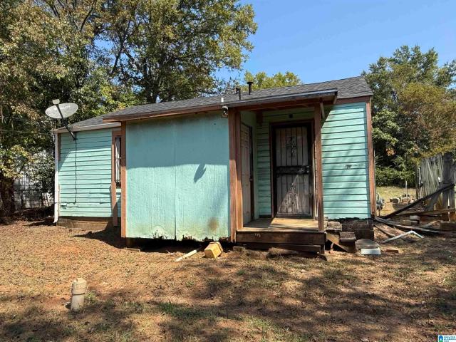 House for sale in Midfield, Alabama