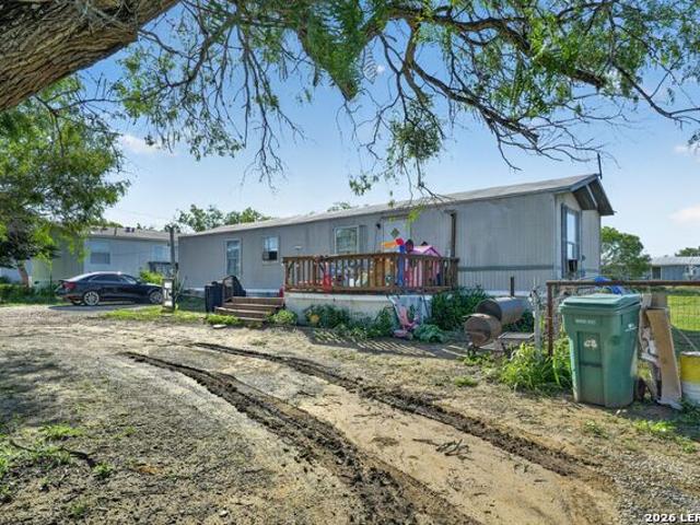 House for sale in Jourdanton, Texas