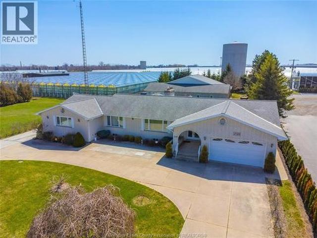 House for sale in Leamington, Ontario