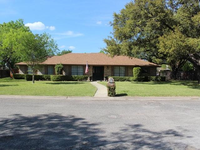 House for sale in Uvalde, Texas