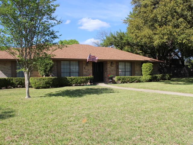 House for sale in Uvalde, Texas