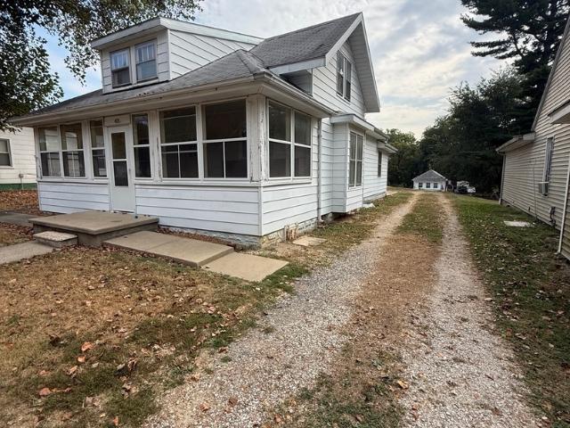 House for sale in Vandalia, Fayette County