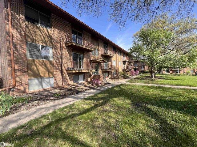 Condo for sale in Fairfield, Iowa