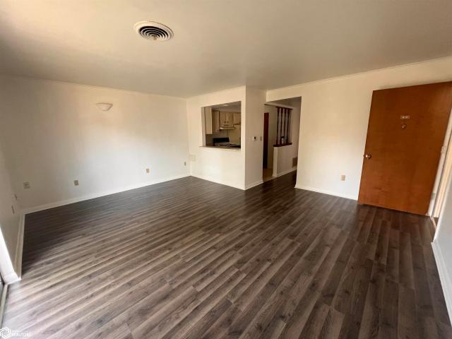Condo for sale in Fairfield, Iowa
