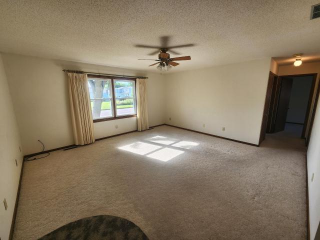 House for sale in Le Roy, Minnesota