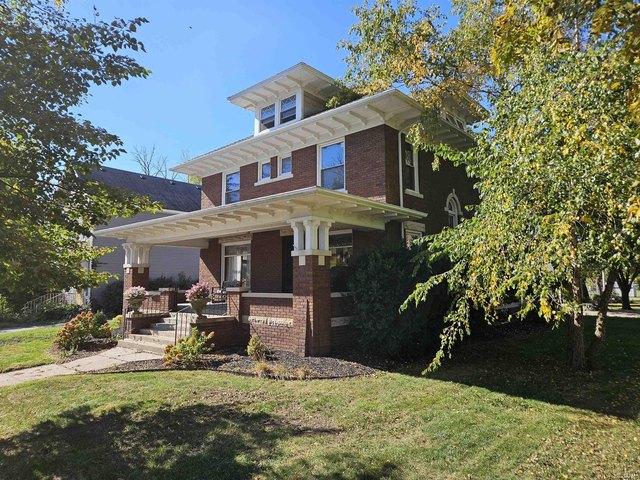 House for sale in Wolcott, Indiana