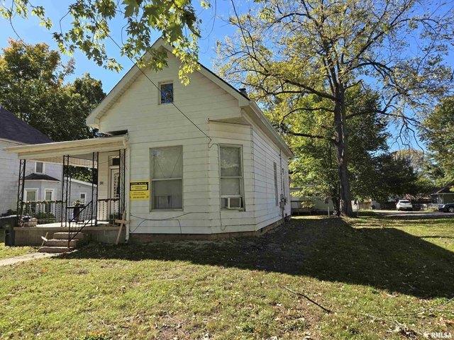 House for sale in Carbondale, Illinois