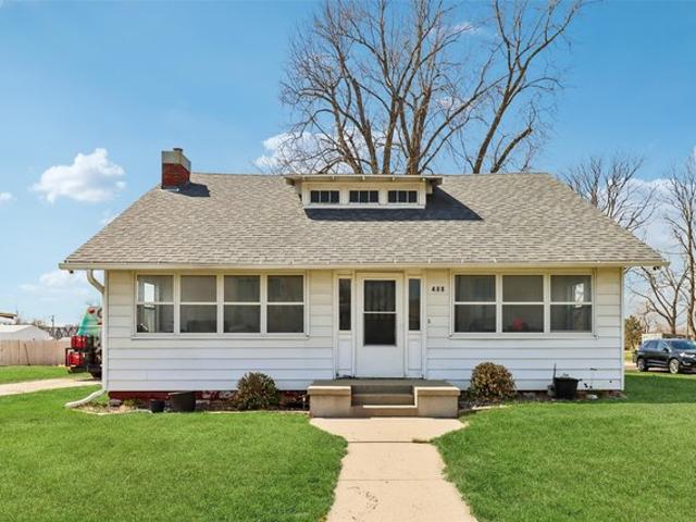 House for sale in Eddyville, Iowa