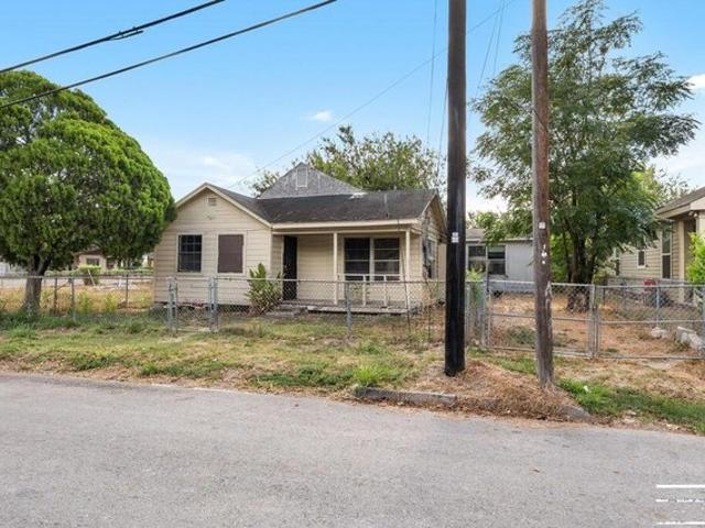 House for sale in Cameron, Texas