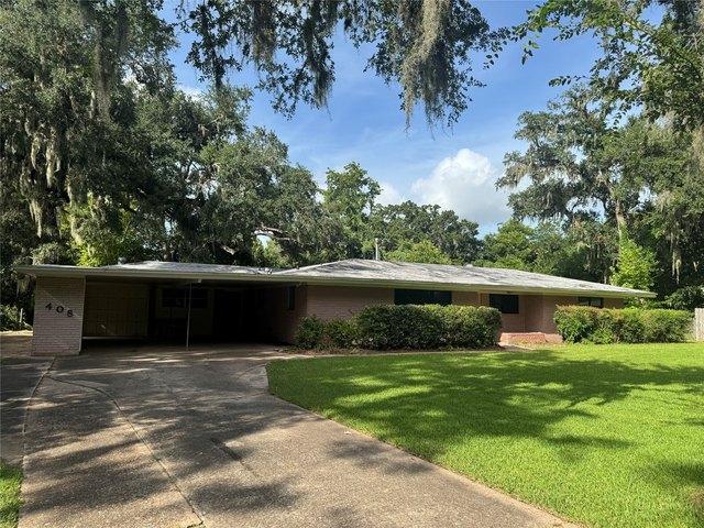 House for sale in Lake Jackson, Texas