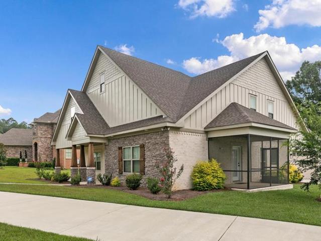 House for sale in Dothan, Alabama